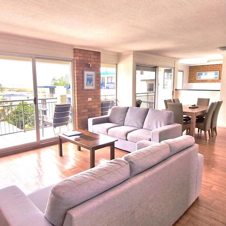 Joanne Apartments Caloundra Buitenkant foto