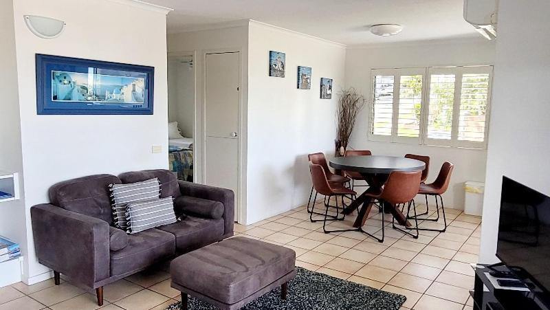 Joanne Apartments Caloundra Buitenkant foto